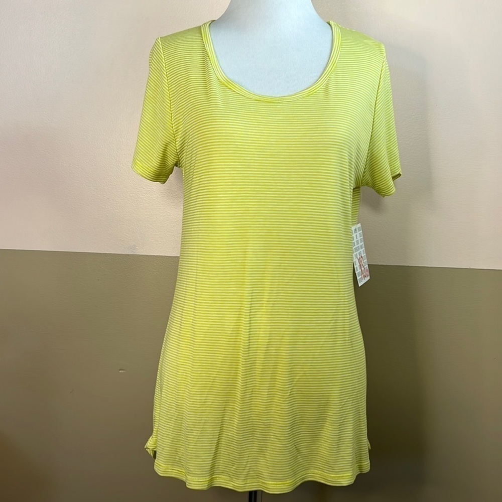 LulaRoe classic T size XS